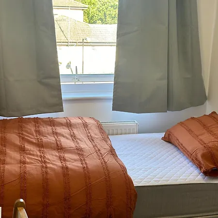 Hlm Property Single Room Only London Exterior photo