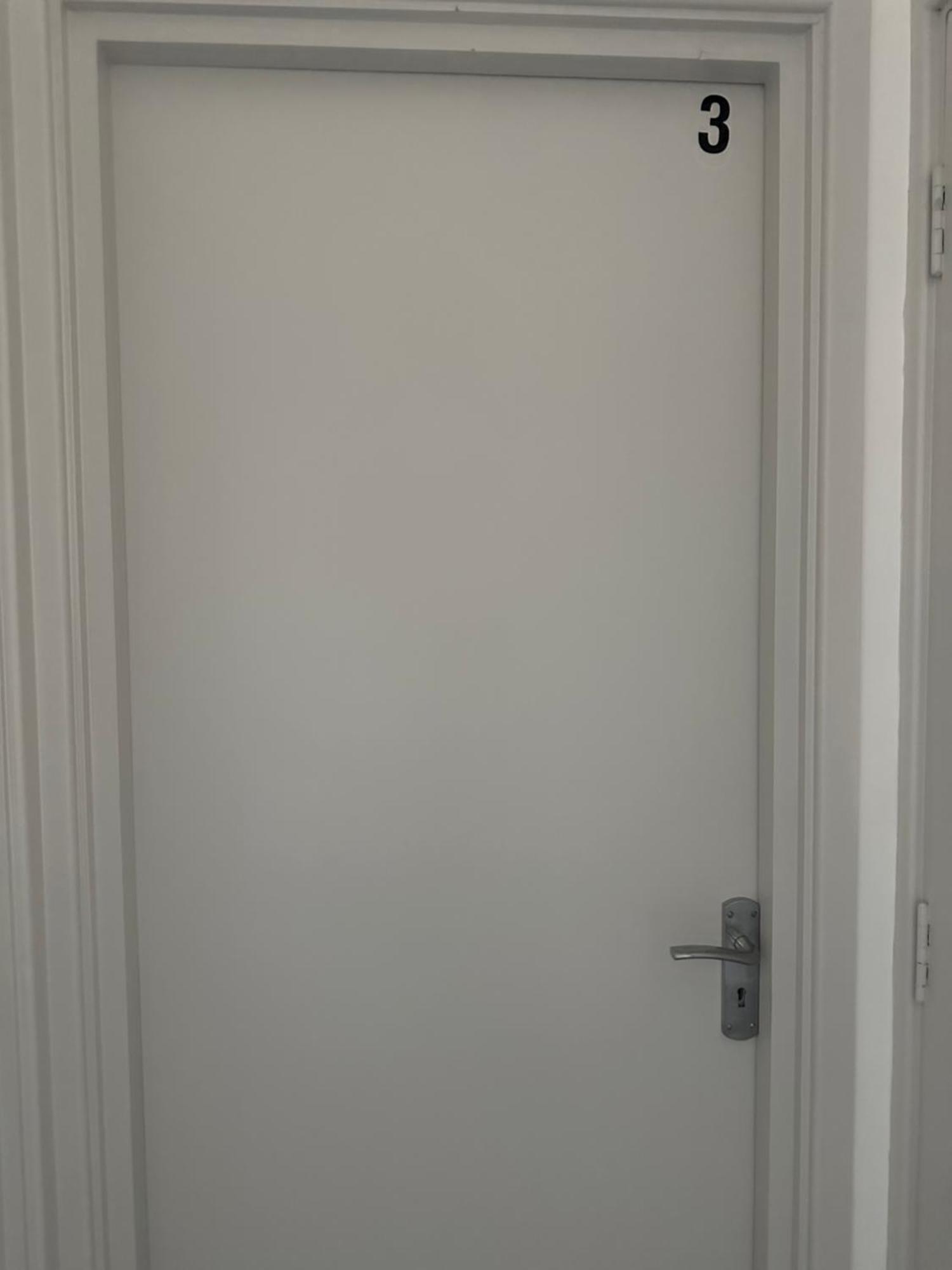 Apartment Hlm Single Only London