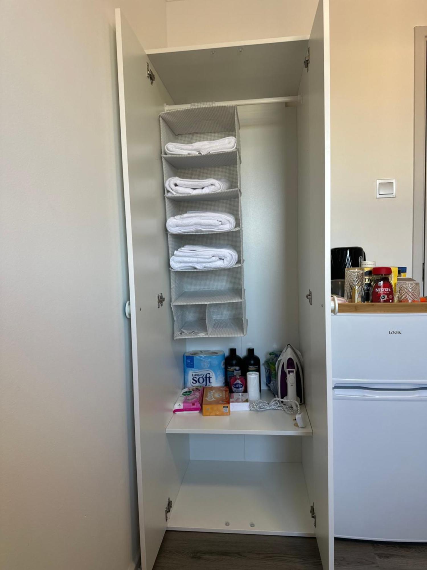 Hlm Single Only London