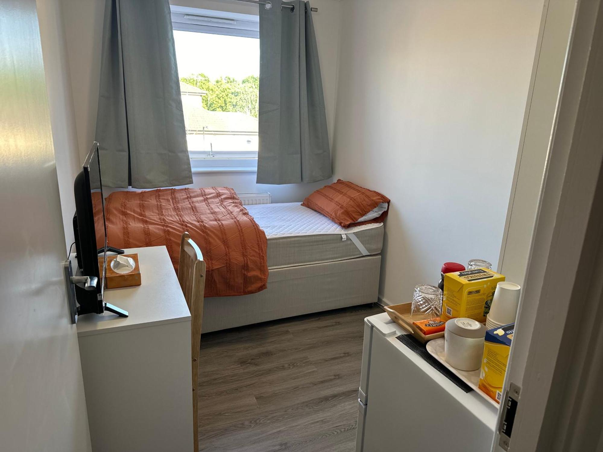Hlm Single Only Apartment *