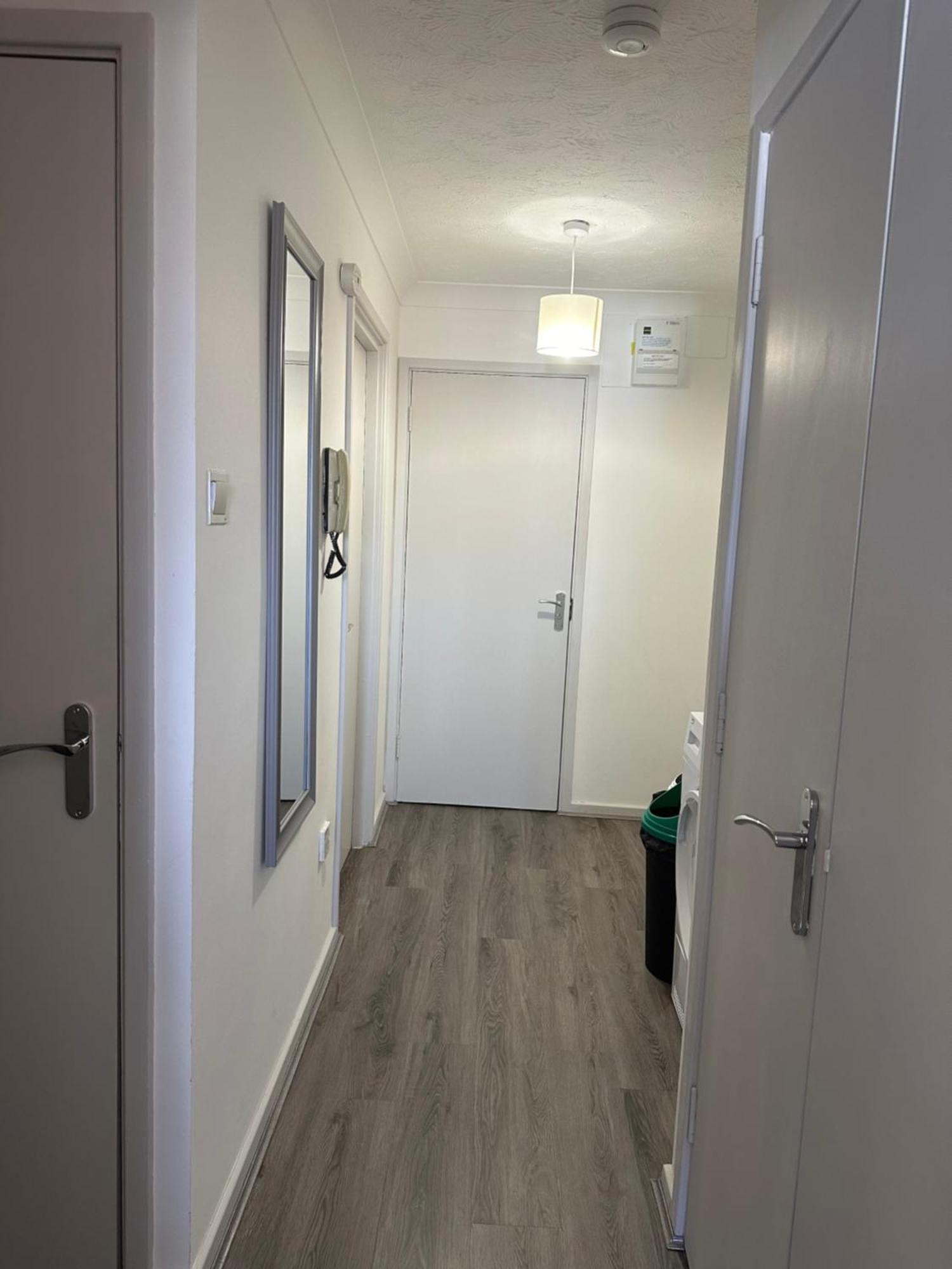 Hlm Single Only Apartment London
