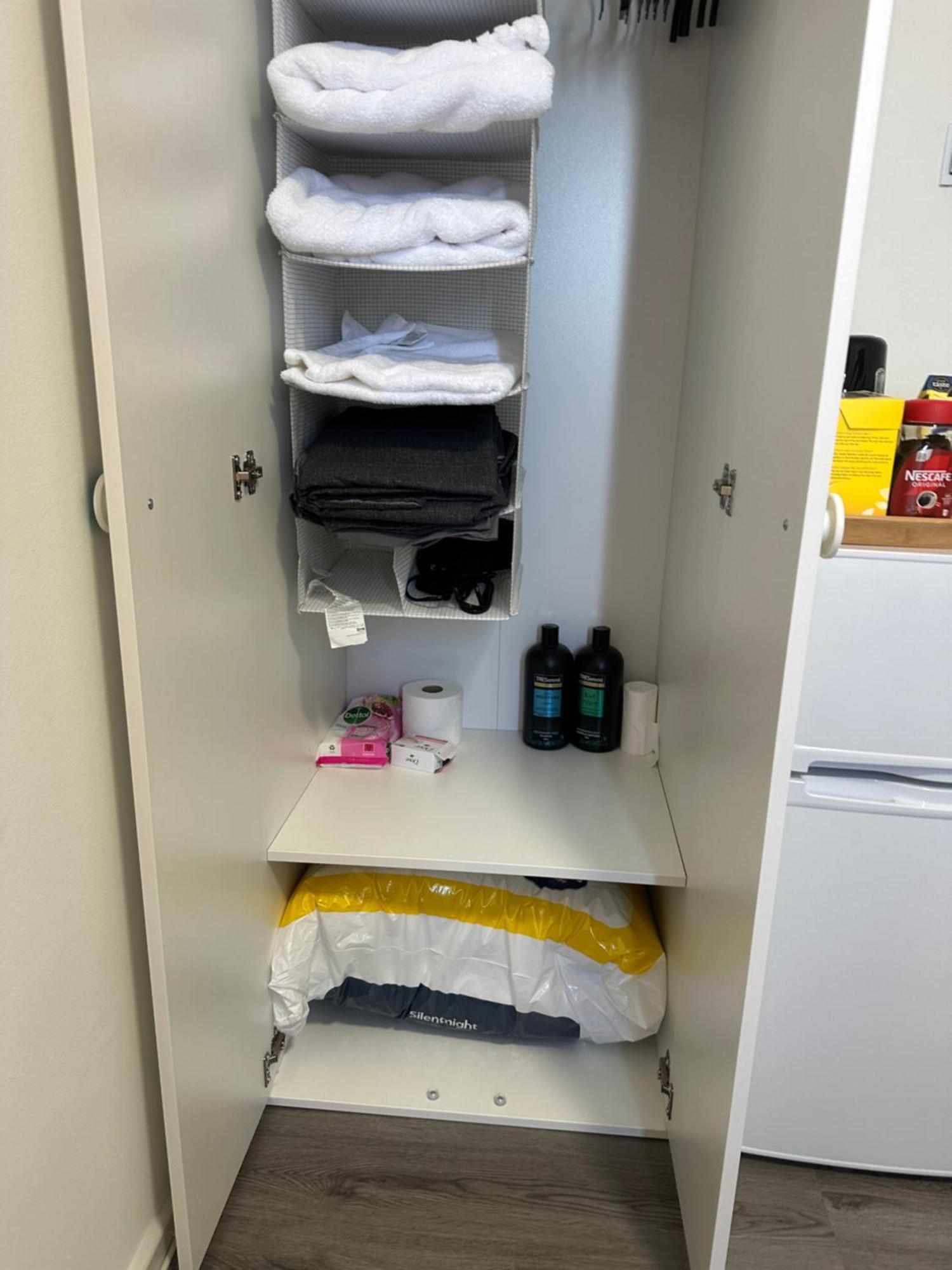 Apartment Hlm Single Only London